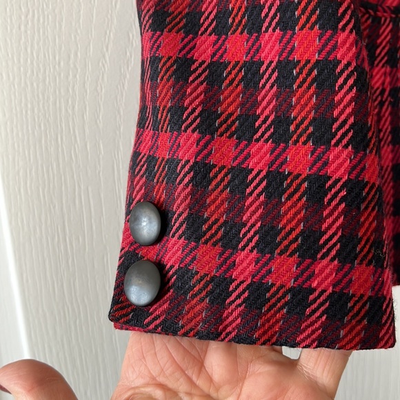 EUC Aquascutum suit - Picture 5 of 15